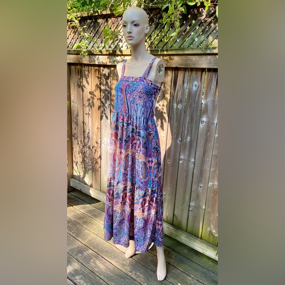 Psychedelic Boho Maxi Dress - Picture 6 of 11